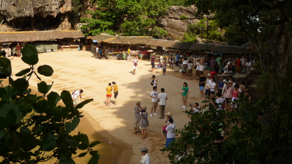 James Bond island tour