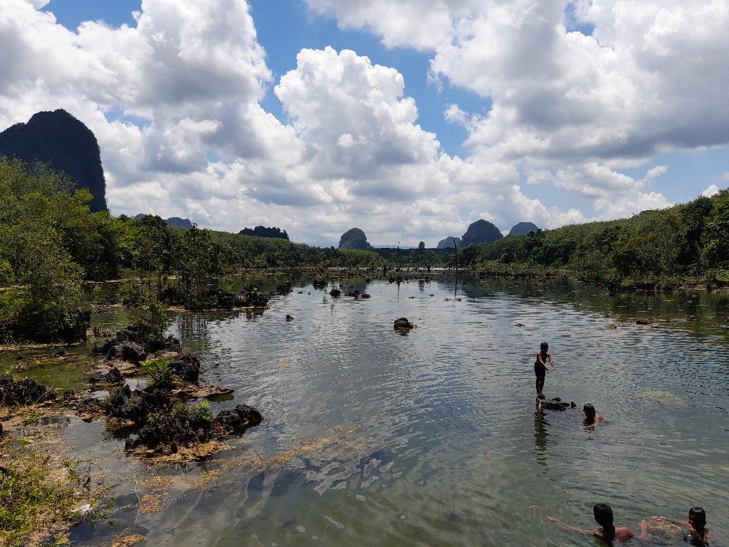 Klong Root Mirrored Lake